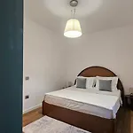 Luxury 2 Bdr Bathtub & View Apartmán *