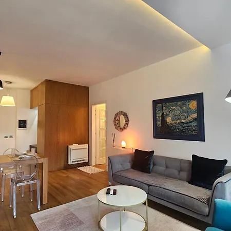 Apartment Luxury 2 Bdr Bathtub & View Tirana
