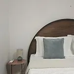 Apartment Luxury 2 Bdr Bathtub & View *