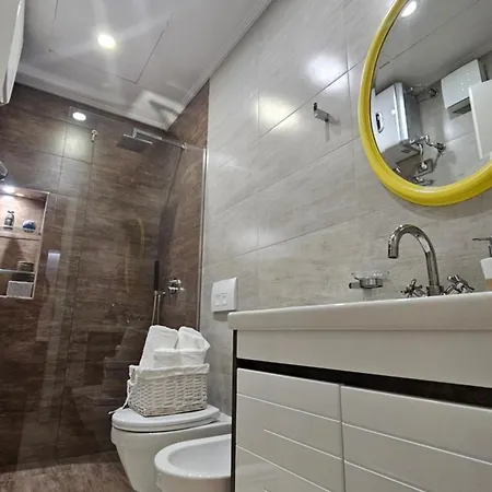 Luxury 2 Bdr Bathtub & View Appartamento *